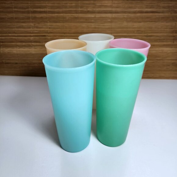 Tupperware Tall Tumblers Set of 5 Drink Glass 15 oz Juice Cups 107 Vintage 70s - Picture 8 of 9